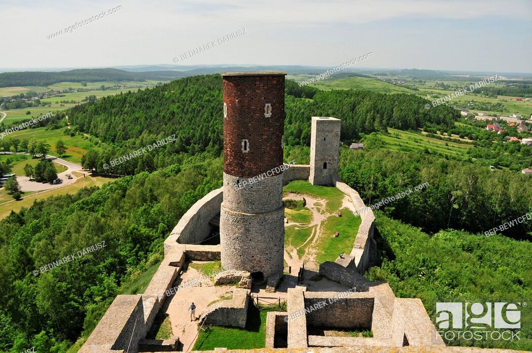 Stock Photo: Ruins of the royal castle in Chentshin, Swietokrzyskie Voivodeship, Poland. The construction of the fortress probably began around the 13th or 14th century.