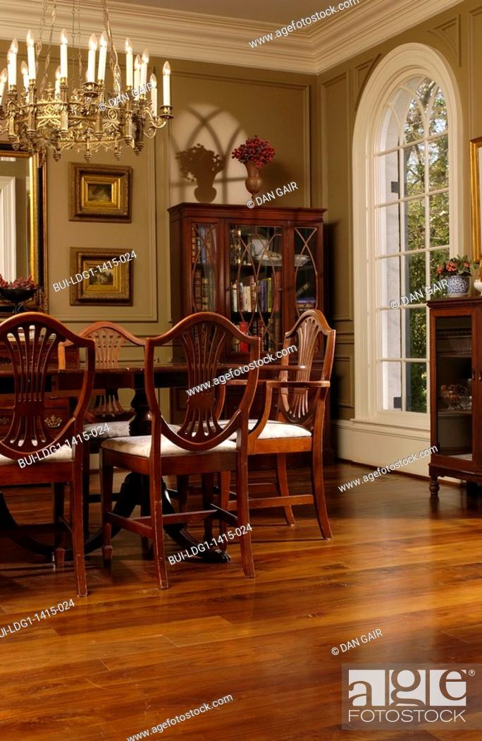 Elegant Dining Room With Oak Hardwood, Elegant Hardwood Floors