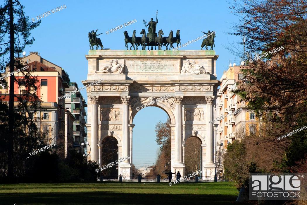 Stock Photo: The Arch of Peace, Sempione Park, Milan, Lombardy, Italy.