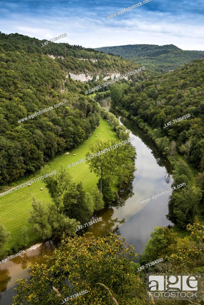 Stock Photo: idyllic river and gorge, Loue, near ClÃ©ron, Doubs department, Bourgogne-Franche-ComtÃ©, Jura, France.