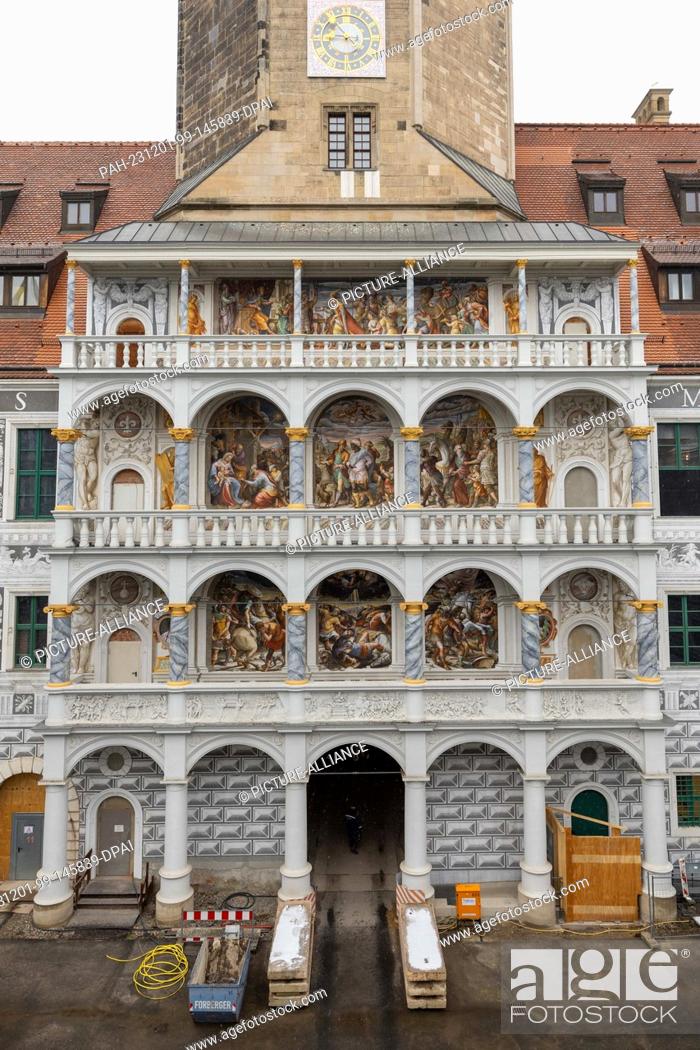 Stock Photo: 01 December 2023, Saxony, Dresden: View of the restored four-storey balcony of the Dresden Residenzschloss. After seven years.