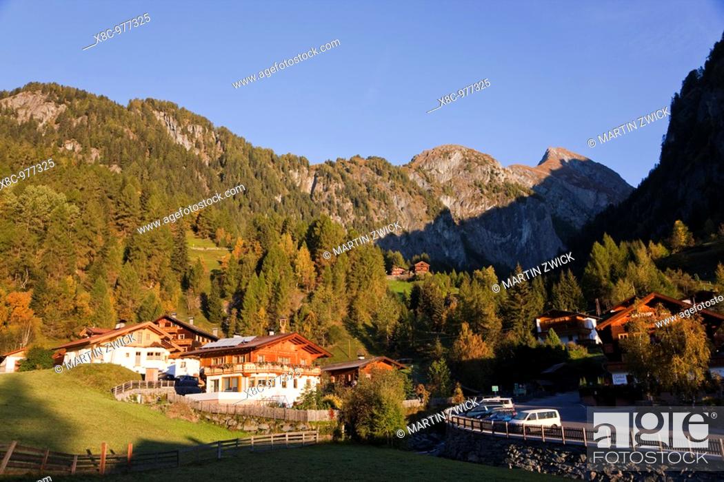 Stock Photo: The village Hinterbichl in valley Virgental, Tyrol, in early morning  Europe, central europe, austria, East Tyrol, October 2009.
