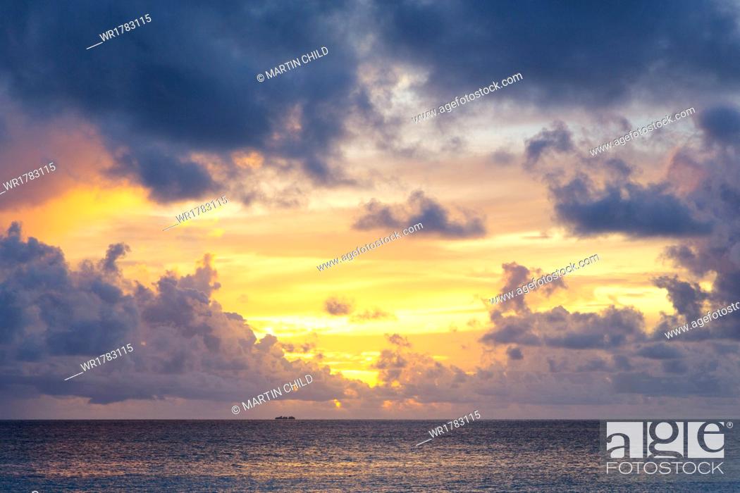 Stock Photo: Sunset over the Indian Ocean in the Maldives, Indian Ocean, Asia.