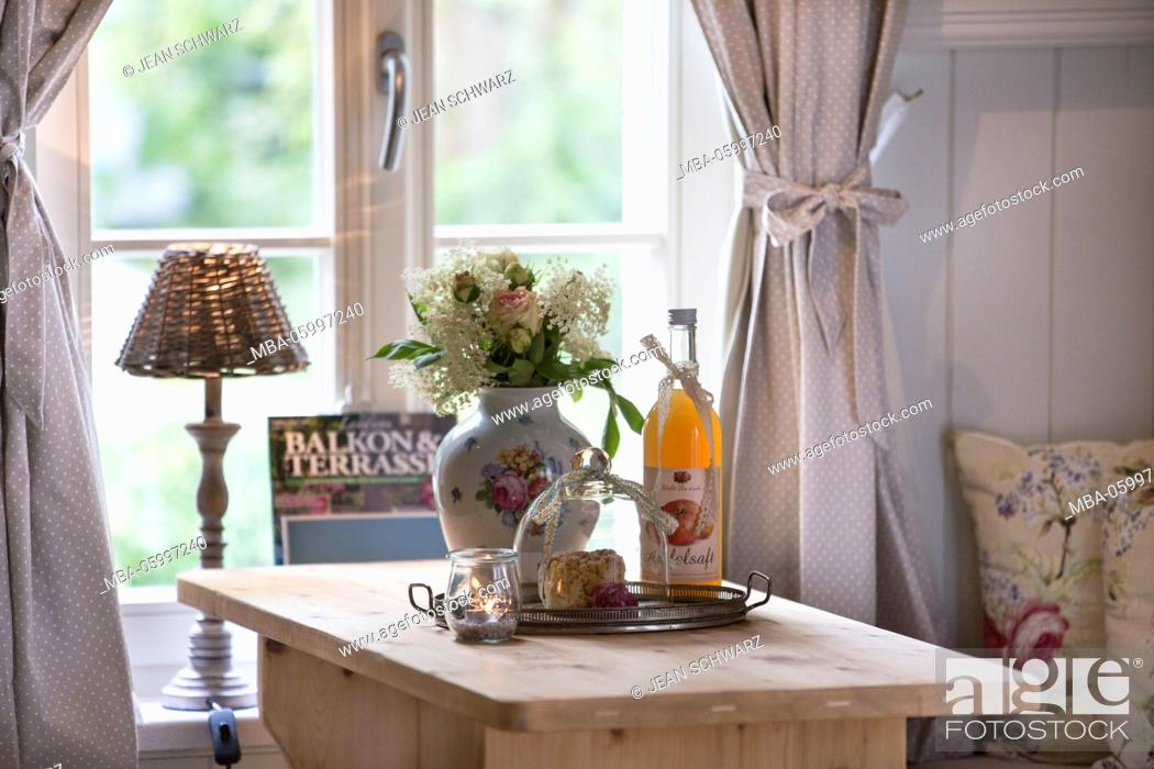 Kitchen Table Holiday Apartment Gartenlaube Boutique Hotel Weisst Du Noch Stock Photo Picture And Rights Managed Image Pic Mba 05997240 Agefotostock