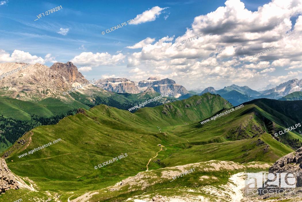 Stock Photo: Europe, Italy, Trentino Alto-Adige South Tyrol. Dona Valley and Sassopiatto mountain.