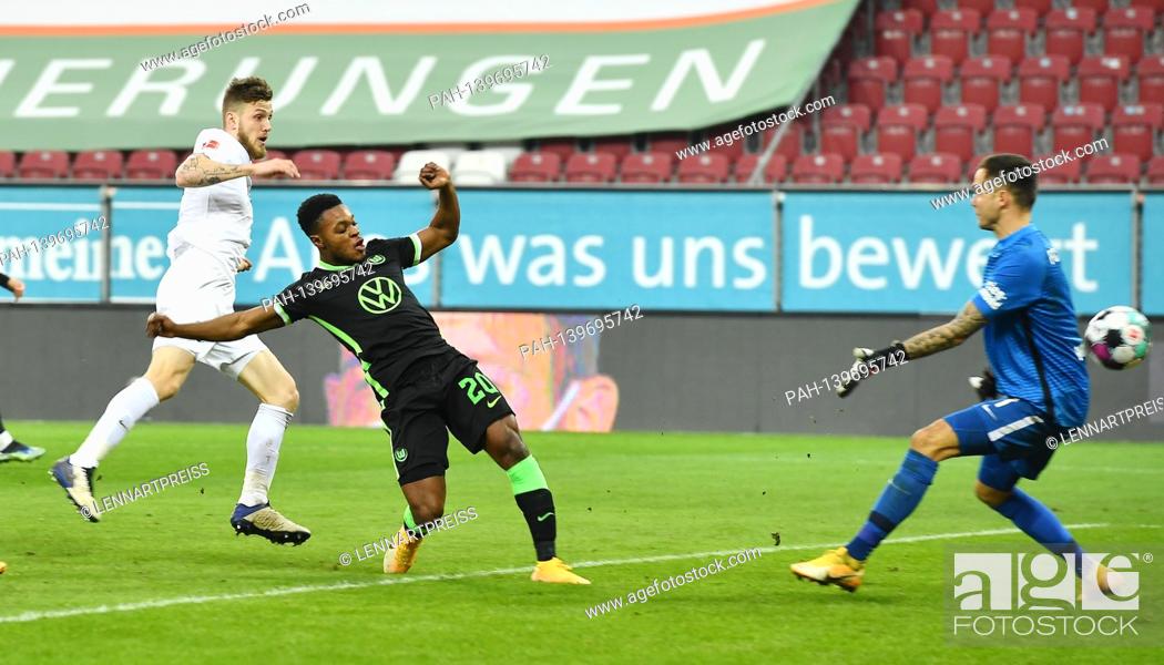 Stock Photo: 0: 2 goal, was canceled after video evidence, due to offside left to right Jeffrey Gouweleeuw, goalschuetze Ridle Baku (Wolfsburg).