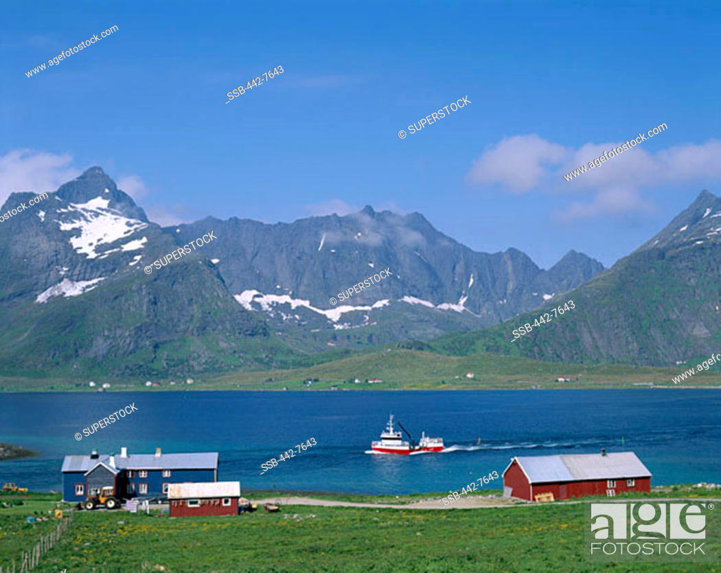 Stock Photo: Farmhouse, Sea, Mountains, Stromness, Lofoten Islands, Norway.