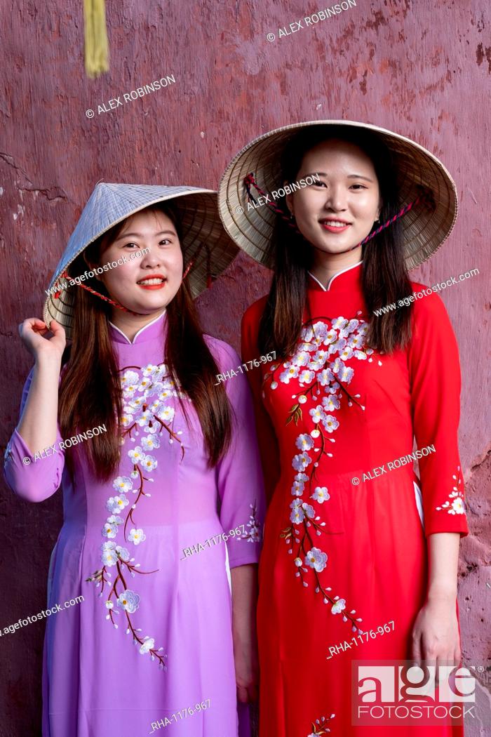 Young vietnamese women