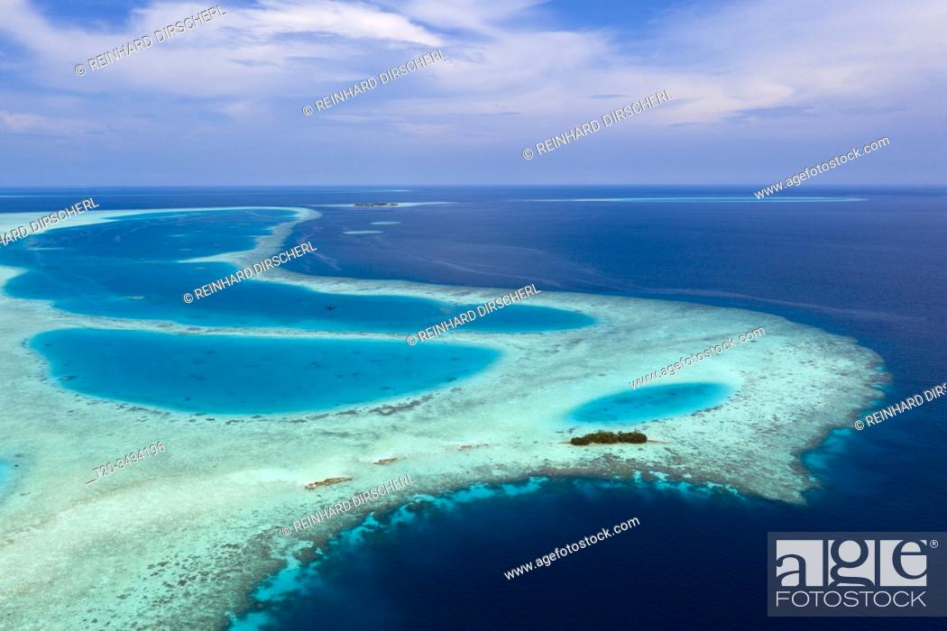 Stock Photo: Uninhabited Island near Bodumohora, Felidhu Atoll, Indian Ocean, Maldives.