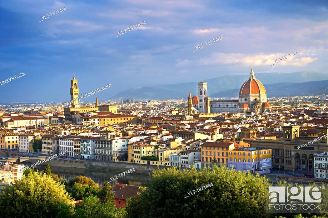 Stock Photo: Panoramic view of Florence with the Palazzio Vecchio and The Duomo, Italy.