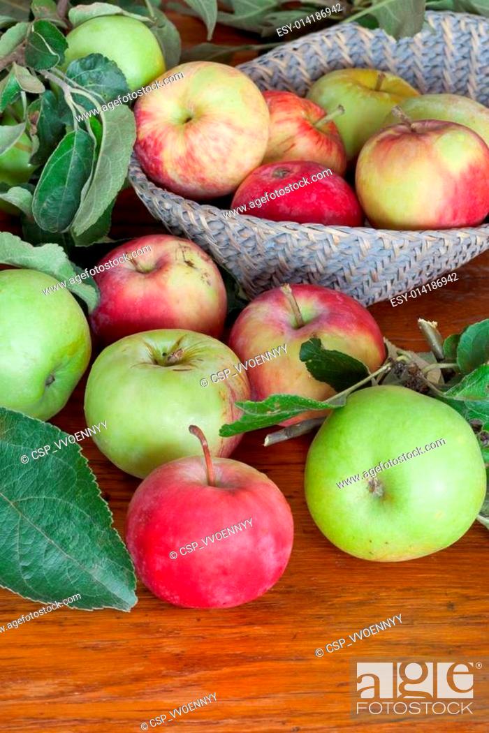 Stock Photo: fresh summer apples on wooden table.