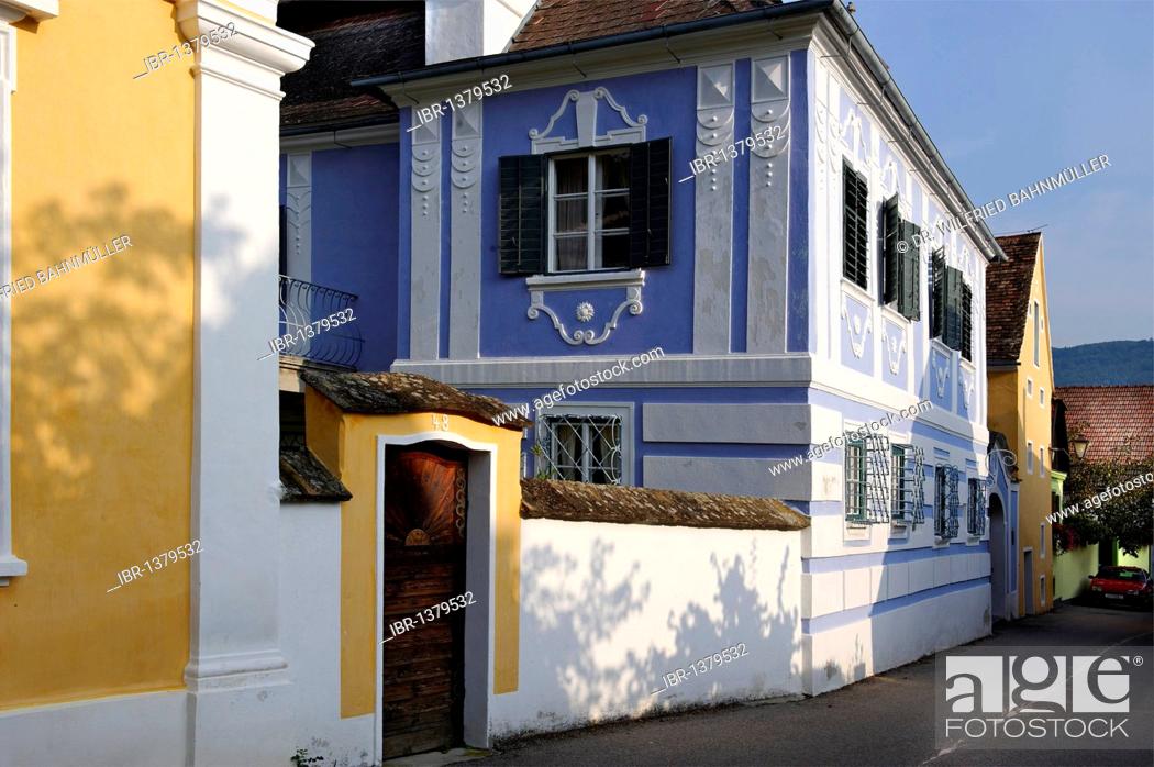 Imagen: Winegrower's house, Rossatz, Wachau, Lower Austria, Europe.