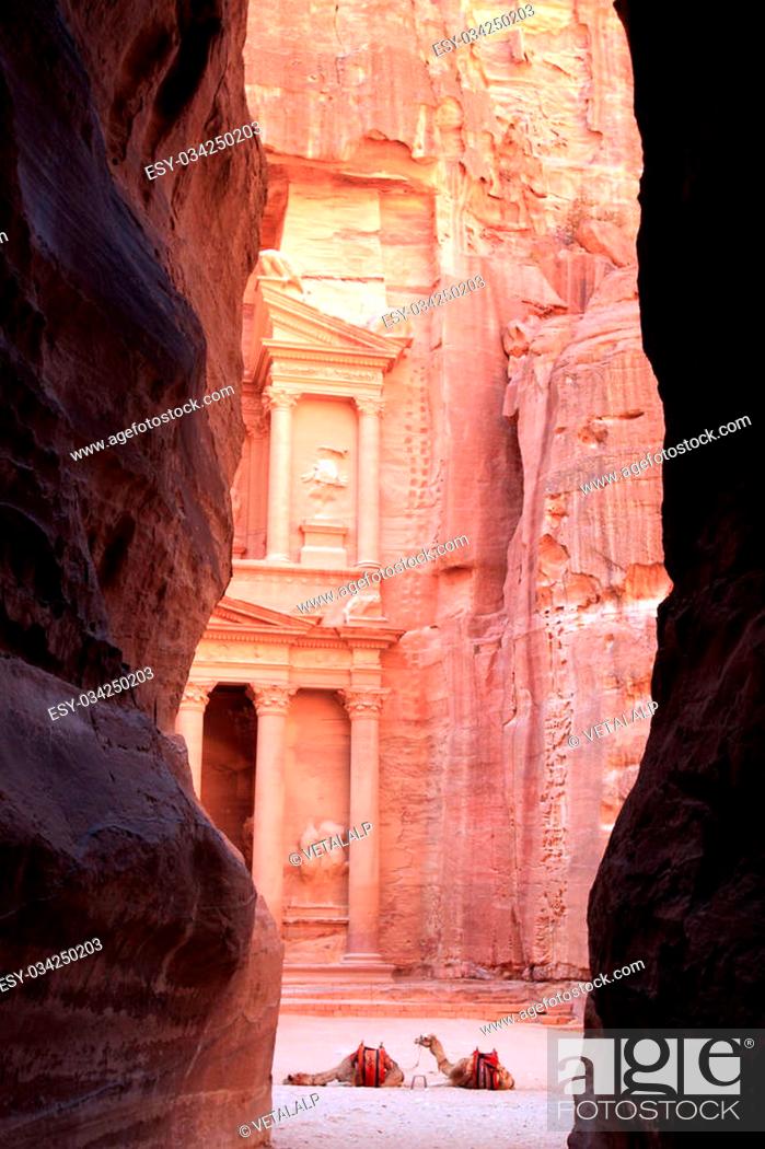 Stock Photo: Al Khazneh in Petra, Jordan.