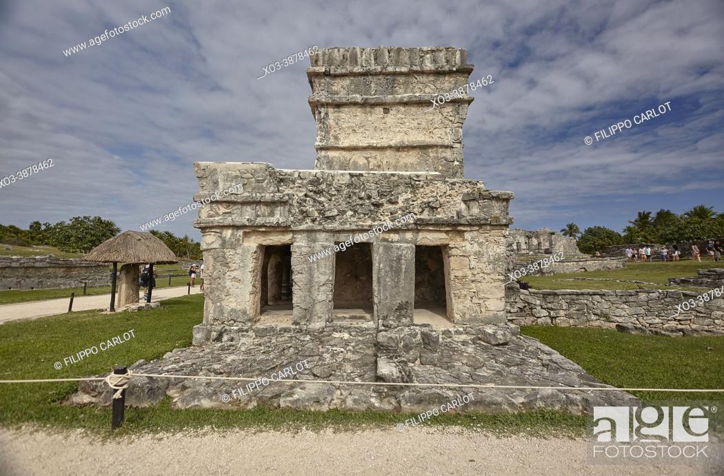 Stock Photo: Small Mayan temple belonging to the Tulum complex in Mexico.