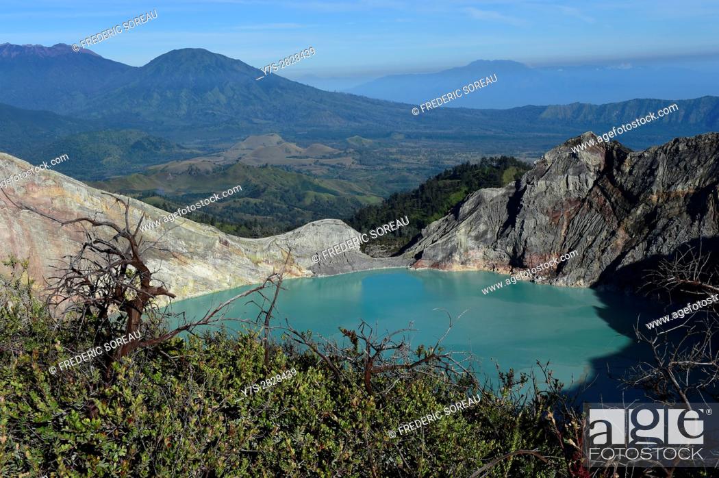 Stock Photo: Kawah Ijen volcano (Ijen crater and lake), Banyuwangi, East Java, Indonesia, Southeast Asia, Asia.