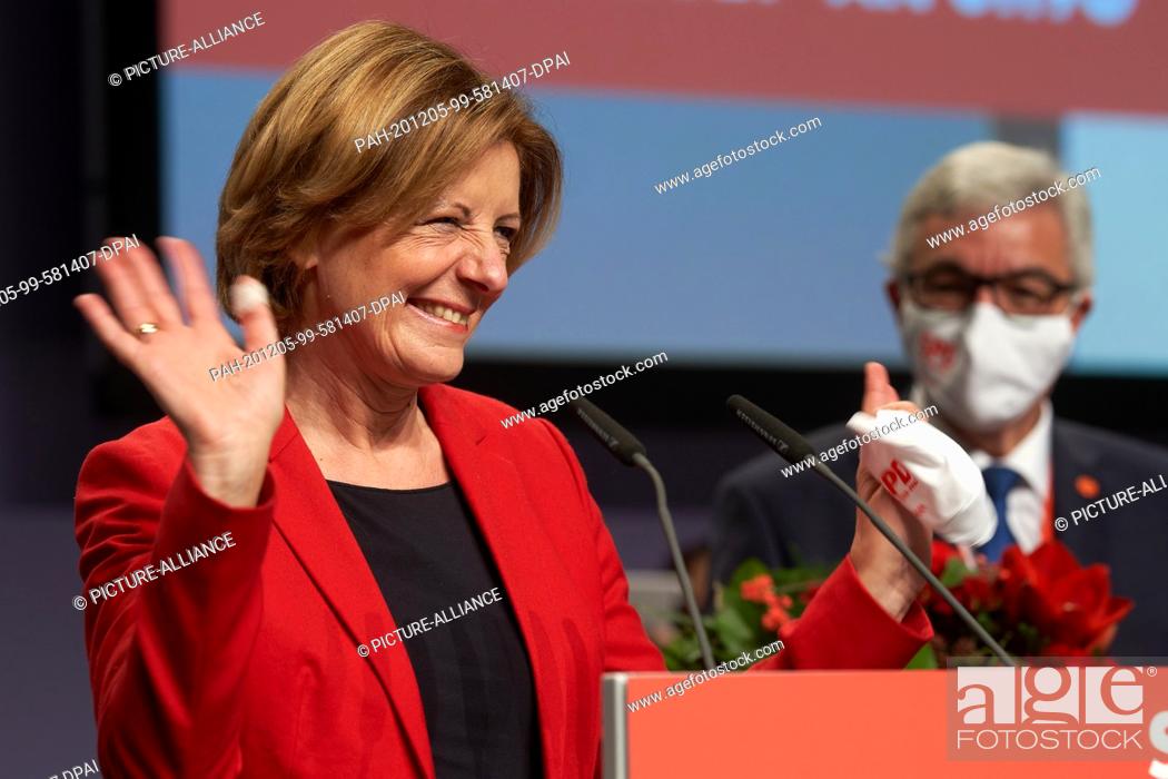 Stock Photo: dpatop - 05 December 2020, Rhineland-Palatinate, Mainz: Rhineland-Palatinate Premier Malu Dreyer is rejoicing at the party conference SPD Rhineland-Palatinate.