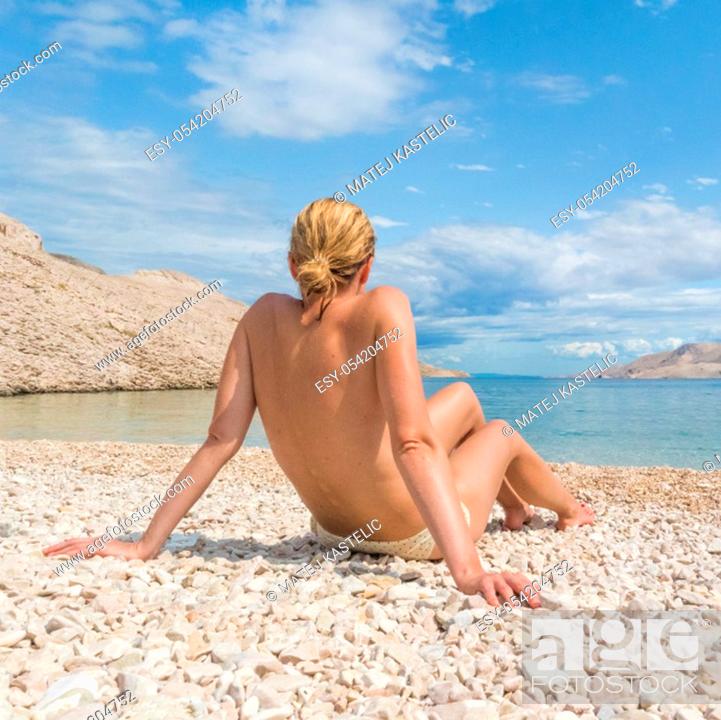 Sun paradise island - nude photos