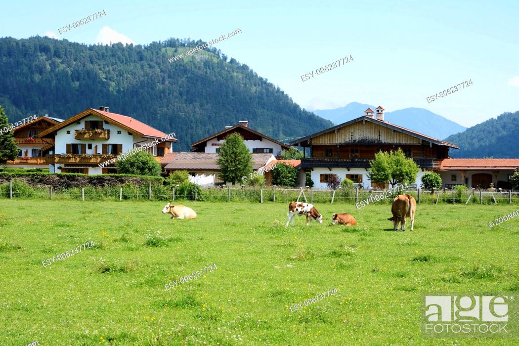 Stock Photo: Village of Kruen in the Bavarian alps.