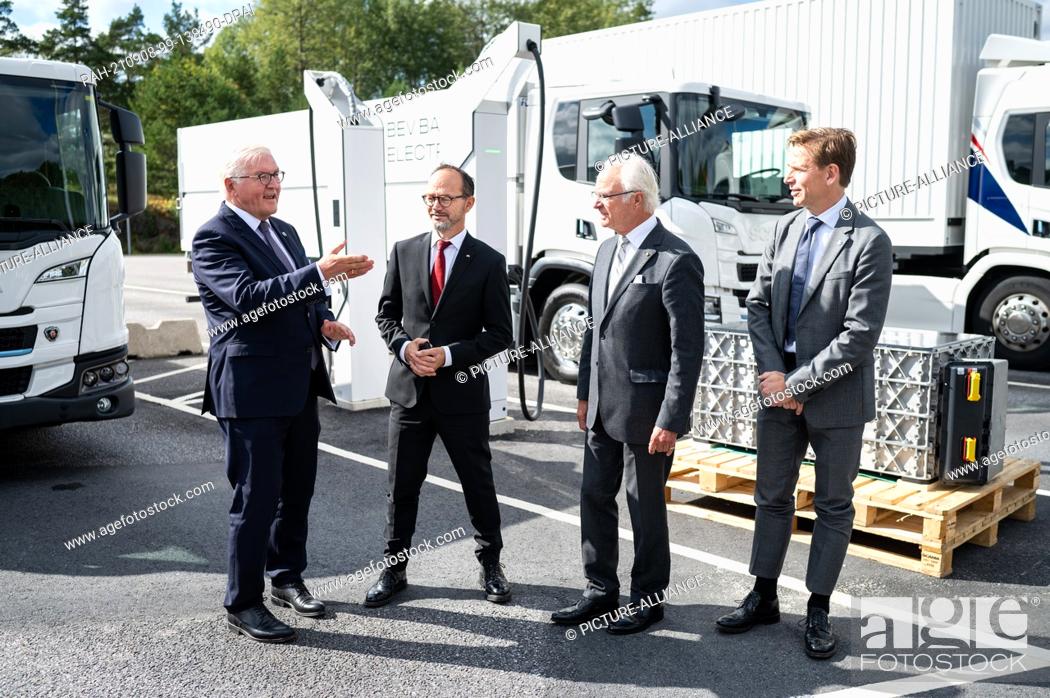 Stock Photo: 08 September 2021, Sweden, Södertälje: German President Frank-Walter Steinmeier (l) and King Carl XVI Gustaf of Sweden (2nd from right) stand together with.