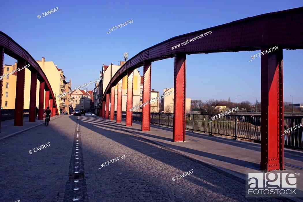 Stock Photo: Bishop Jordan Bridge and the district Poznan-Srodka.