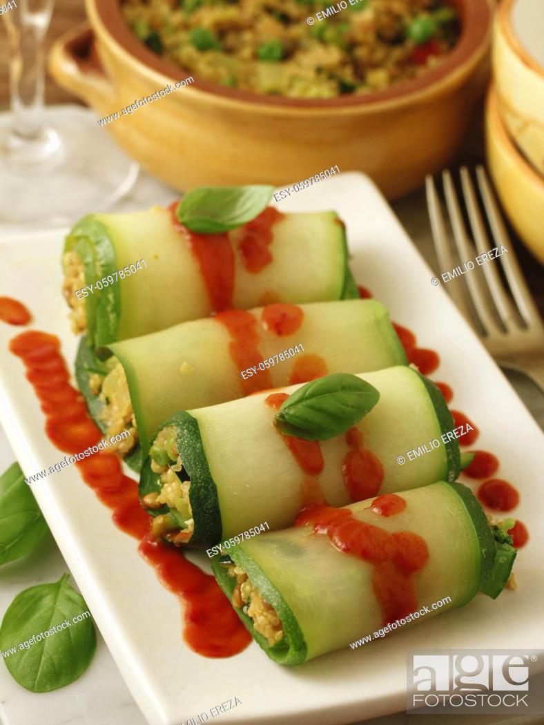 Photo de stock: Rolls of zucchini filled with couscous and vegetables.