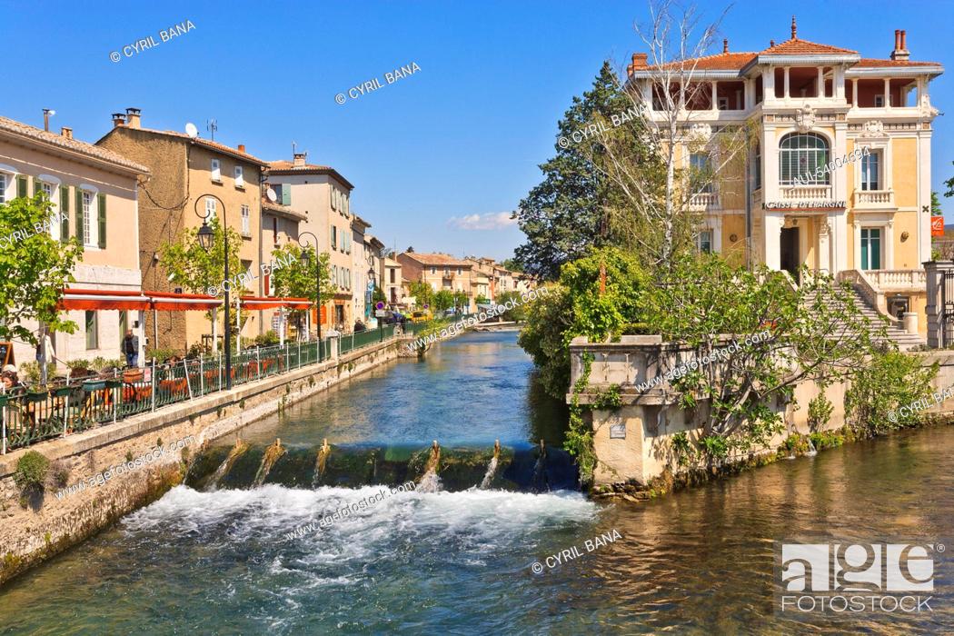 Stock Photo: France, Provence, L'Isle-sur-la-Sorgue, river banks.