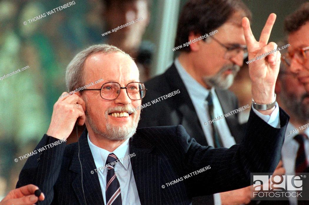 Stock Photo: Lothar de Maiziere, chairman of GDR's Christian Democrats (CDU), celebrates winning the elections in the GDR, 18 March 1990.