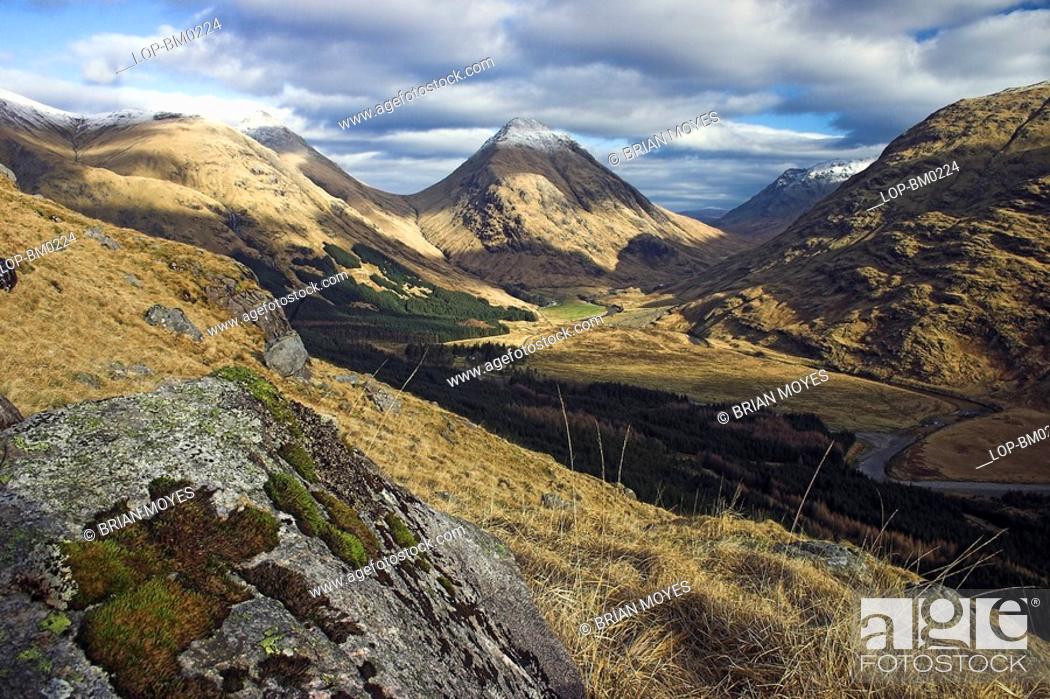 Stock Photo: Scotland, Highland, Fort William, Glen Etive view.