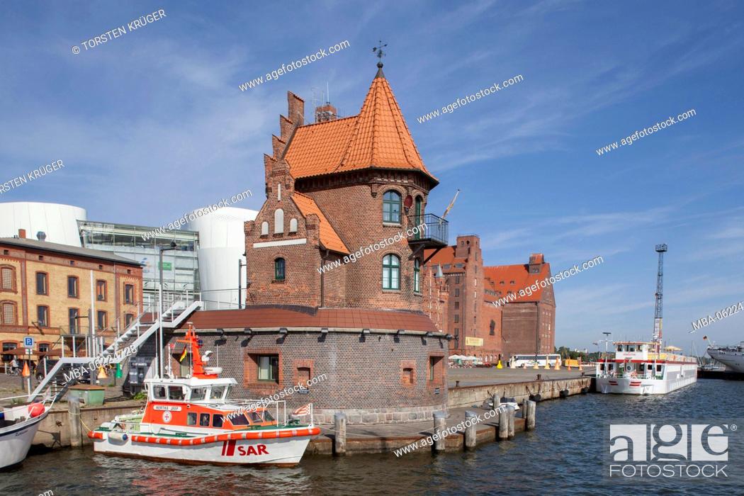 Stock Photo: Stralsund, Old Lotsenhaus at the harbor, Ozeaneum.