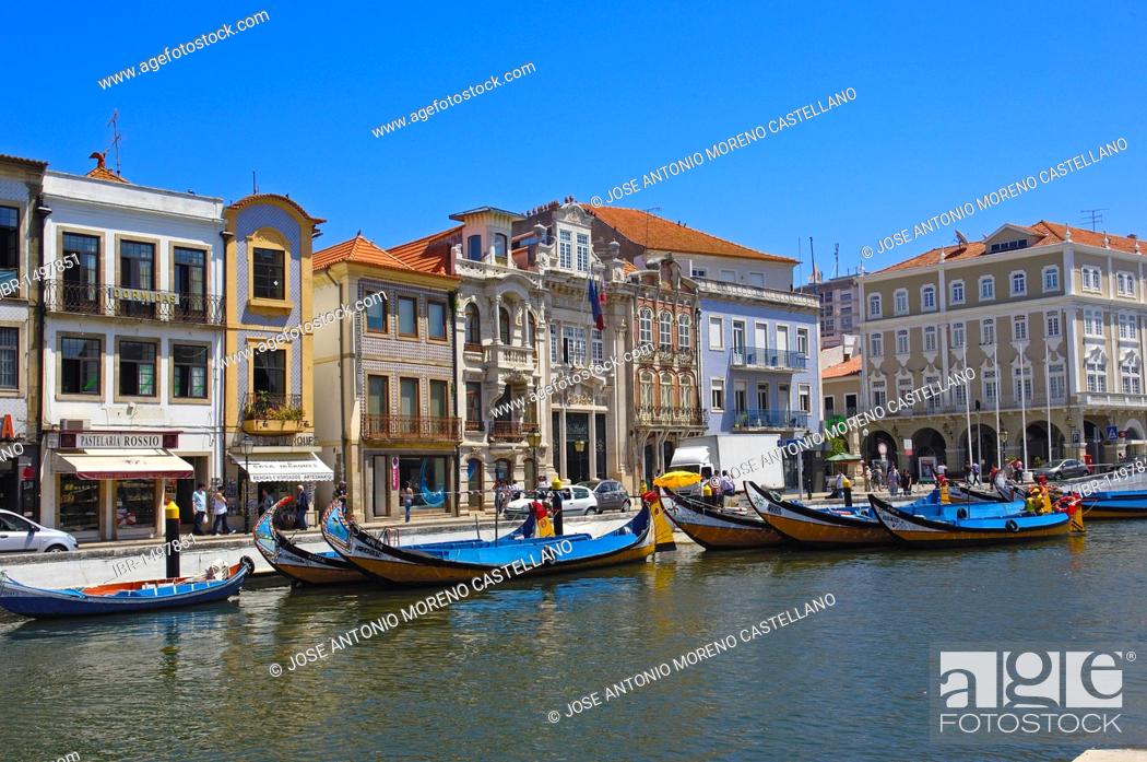 Stock Photo: Traditional boats Moliceiros, Canal central, Aveiro, Beiras region, Portugal, Europe.