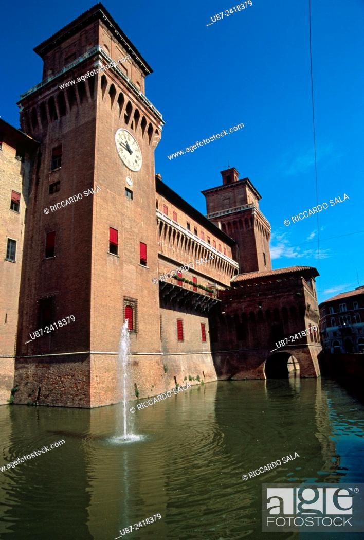 Stock Photo: Italy, Emilia Romagna, Ferrara, Estense Castle. . . .