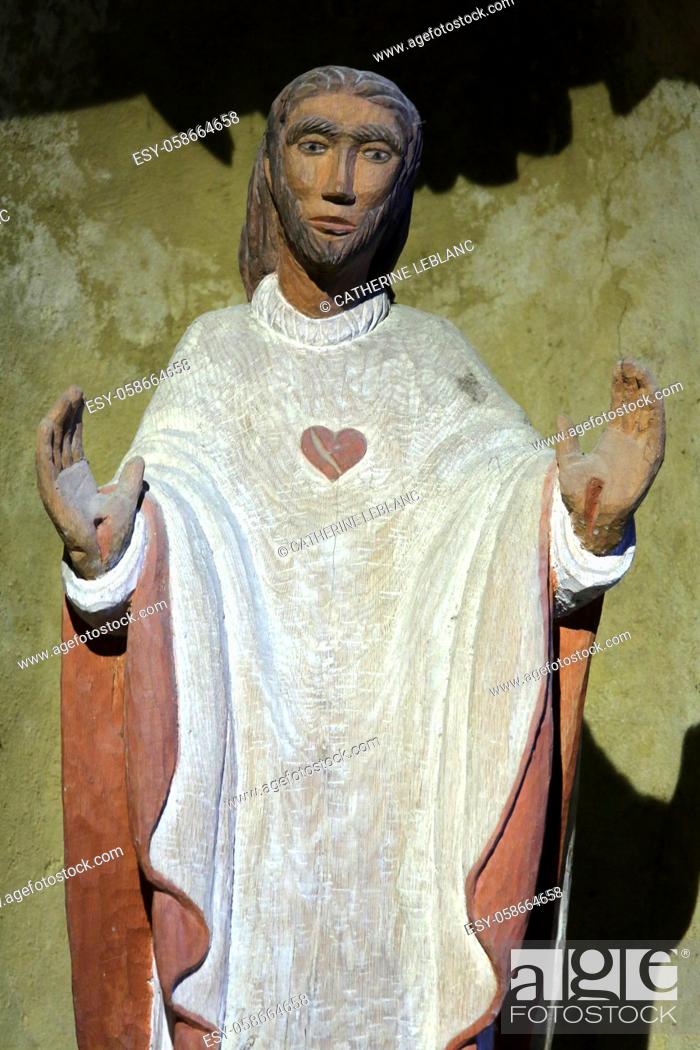 Imagen: Jesus Christ. Wooden statue. Church of Notre-Dame de la Gorge. Les Contamines-Montjoie. Haute-Savoie. Auvergne Rhône-Alpes. France. Europe.