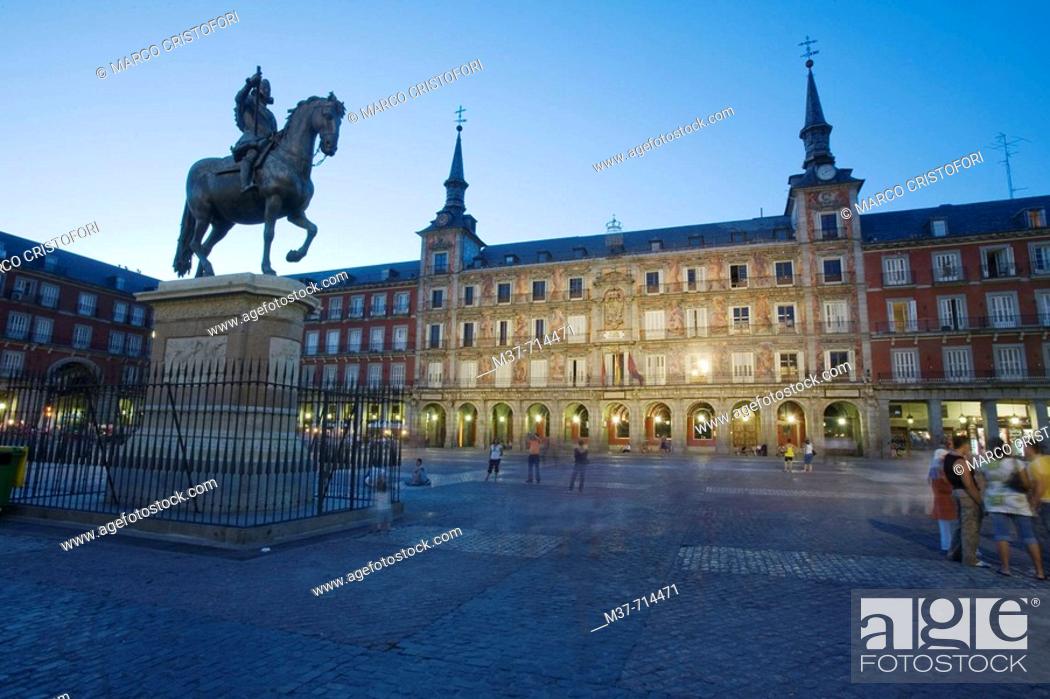 Stock Photo: Spain. Madrid. Plaza Mayor.