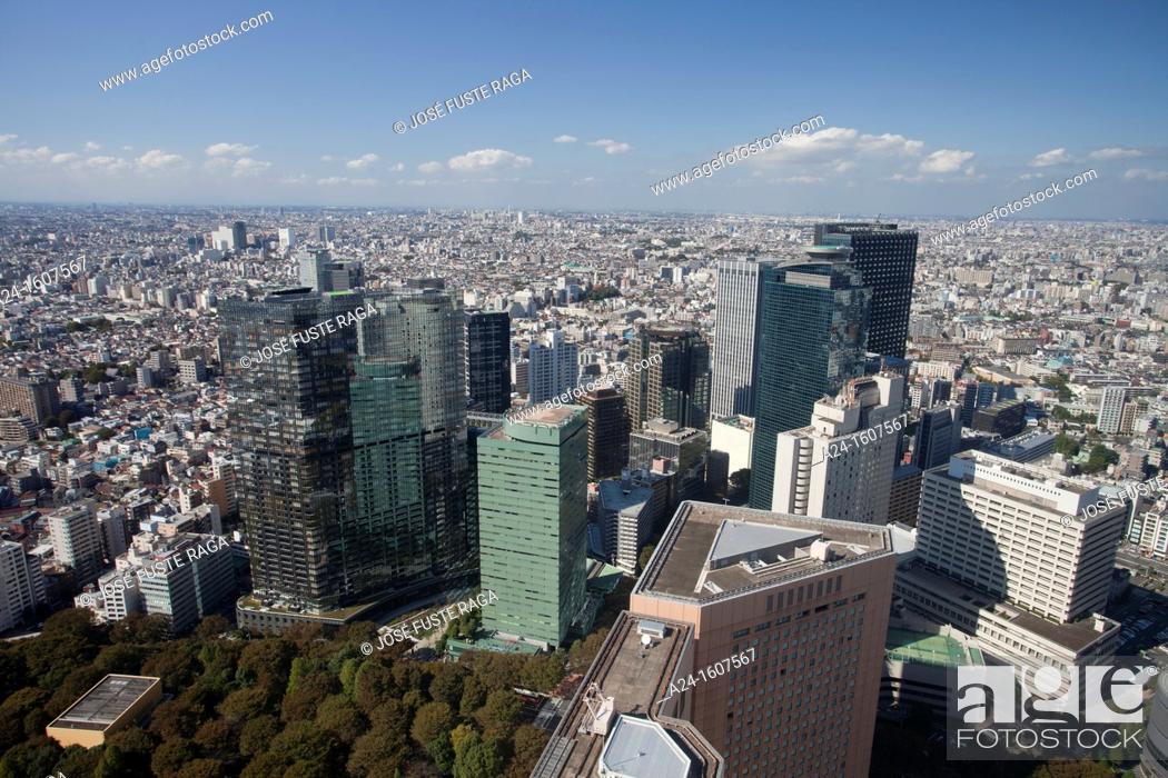 Stock Photo: Central Park and West Shinjuku skyscrapers, Shinjuku district, Tokyo, Japan.