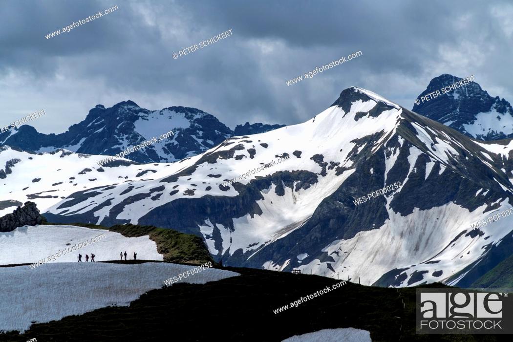 Stock Photo: Germany, hiking group in the Allgaeu Alps near Oberstdorf.