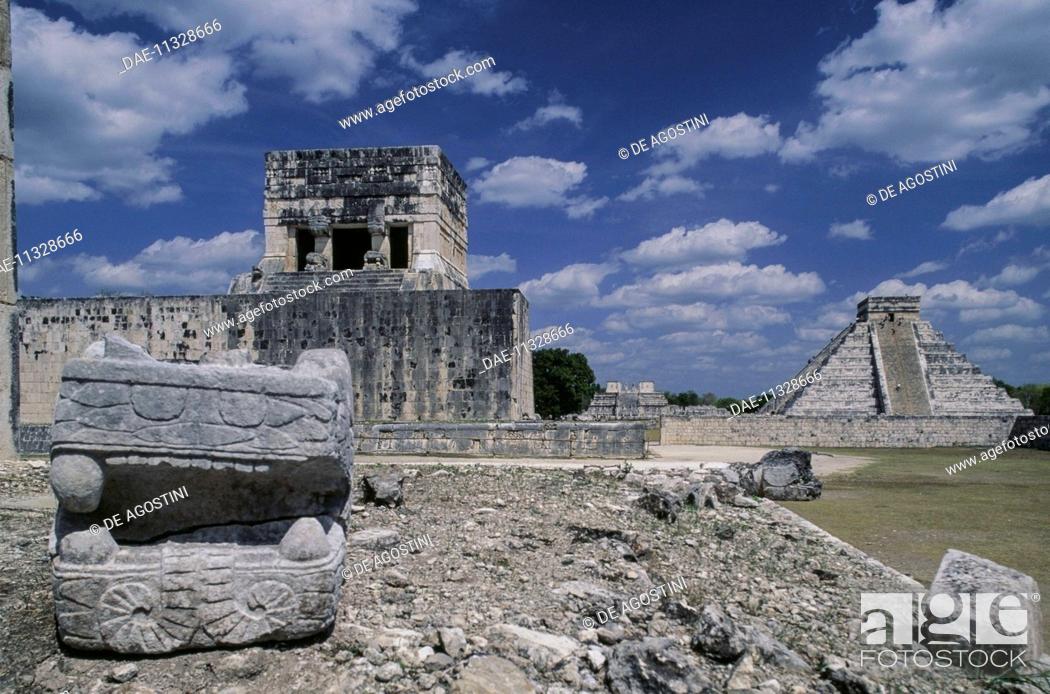 Stock Photo: View of Temple of the Jaguars and the Kukulcan Pyramid (El Castillo) from the Great Ball Court, archaeological site of Chichen Itza (UNESCO World Heritage Site.