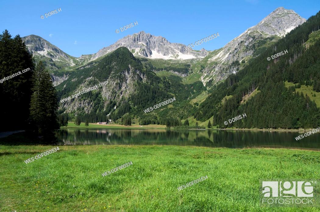 Stock Photo: Austria, Tyrol, Lake Vilsalpsee.
