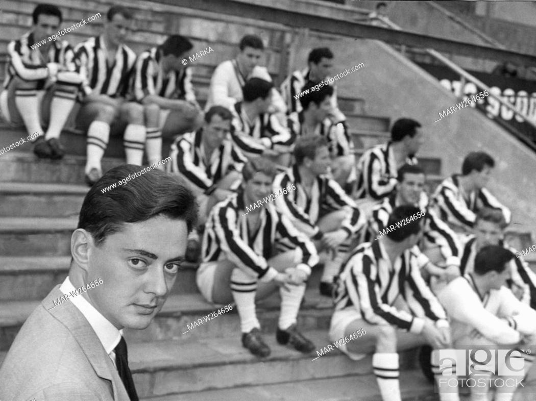 Stock Photo: calcio, umberto agnelli, presidente della federazione italiana giuoco calcio e della juventus, 1959.