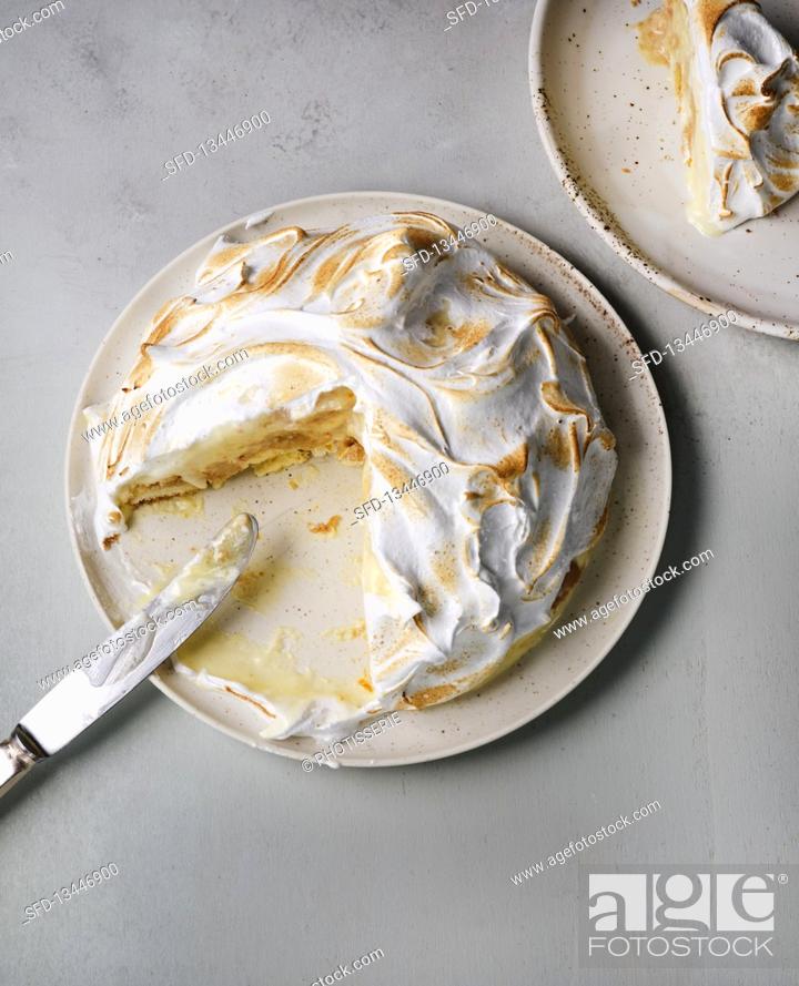 Stock Photo: Lemon curd cake topped with meringue.