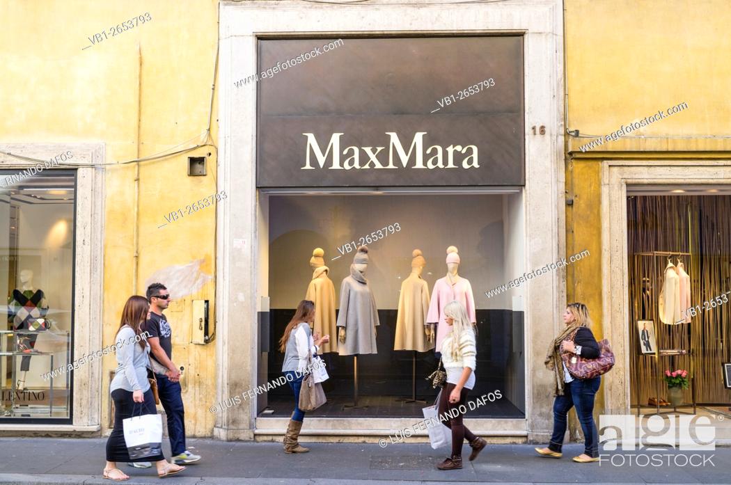 vingerafdruk barrière Spektakel Max Mara store, Via Condotti, Rome, Italy, Stock Photo, Picture And Rights  Managed Image. Pic. VB1-2653793 | agefotostock