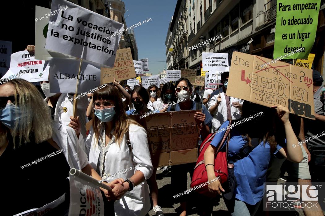 Stock Photo: Madrid, Spain; 08/06/2021.- Hundreds of aspiring resident intern doctor (MIR in spanish) and the rest of the health professions have demonstrated this Tuesday.