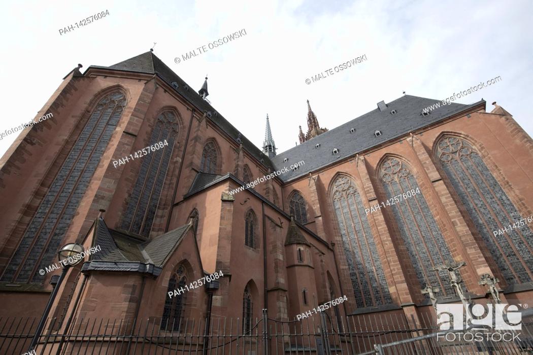 Stock Photo: Frankfurt Cathedral, Catholicism, Faith, House of God, Church, Exterior View, Architecture, May 12th, 2021.  | usage worldwide.