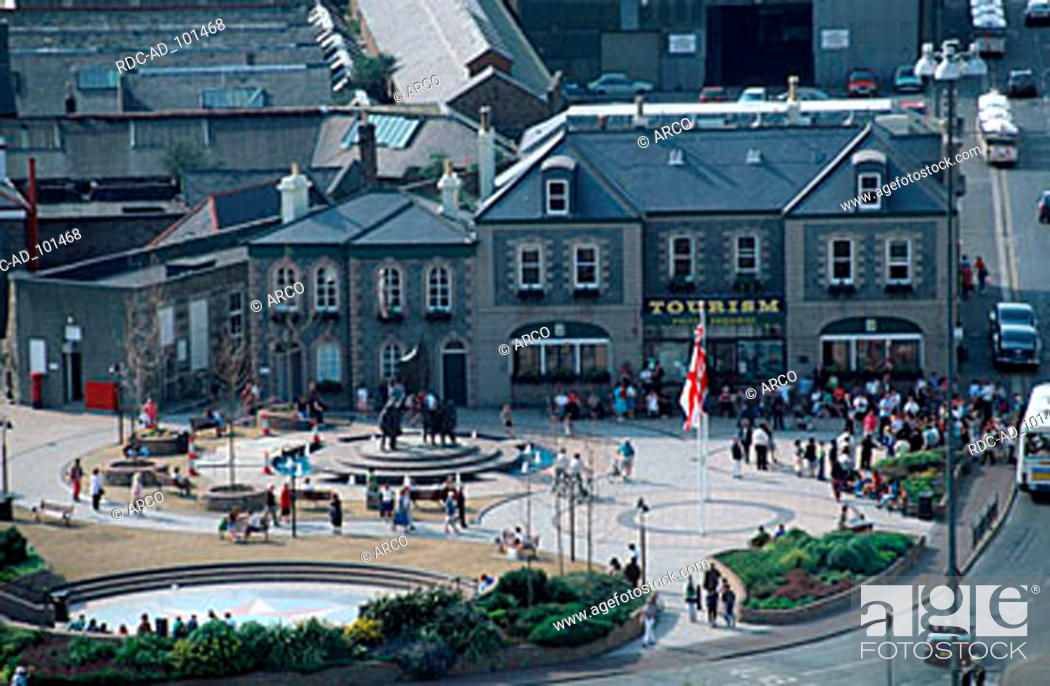 Sluiting Moskee land Tourist office at Liberation Square St. Helier Jersey Channel Islands Great  Britain, Stock Photo, Picture And Rights Managed Image. Pic. RDC-AD_101468  | agefotostock