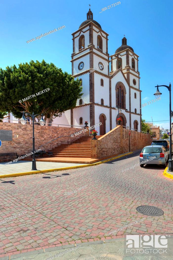 Iglesia de la Candelaria, Ingenio, Gran Canaria, Canary Islands, Spain,  Europe, Stock Photo, Picture And Rights Managed Image. Pic. IBR-2173109 |  agefotostock