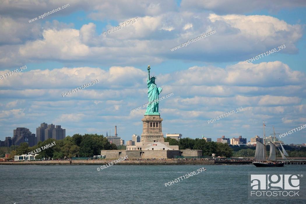 Stock Photo: usa, etat de New York, New York City, Manhattan, financial district, pointe de Manhattan, ferry pour Staten Island, buildings, baie, bateaux.