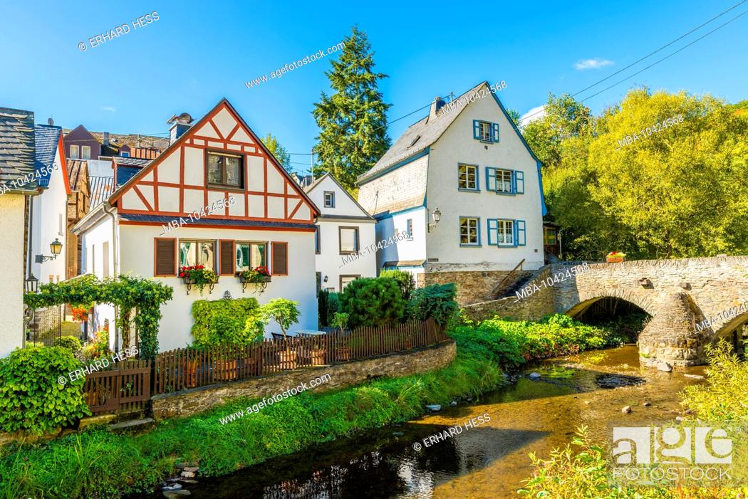 Stock Photo: View of Elz Bridge in Monreal in the Eifel, most beautiful village in Rhineland-Palatinate, located in the Elz valley, well-preserved half-timbered houses.