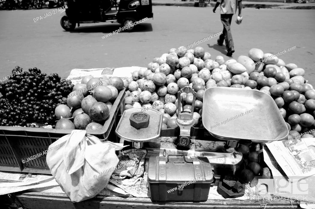 Stock Photo: Weighing scale and cash box, Fruit vendor, Munnar, Idukki, Kerala, India, Asia.