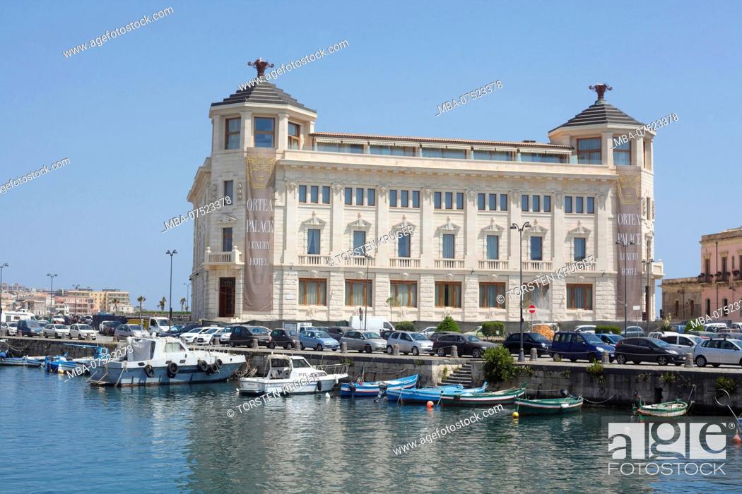 Stock Photo: Old harbour, Ortega Palace Hotel, Ortygia, Ortigia, UNESCO World Heritage cultural site, Syracuse, Sicily, Italy, Europe.