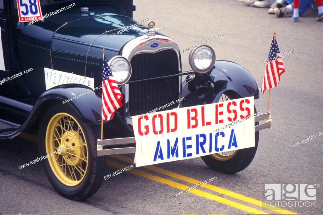 Stock Photo: Antique Car in July 4th Parade, Pacific Palisades, California.