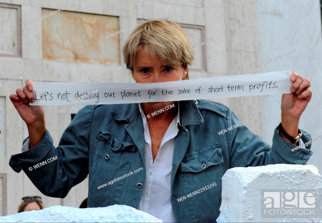 Stock Photo: Emma Thompson joins Greenpeace celebration as Shell announce end of Arctic oil drilling, outside Shell’s South Bank offices.